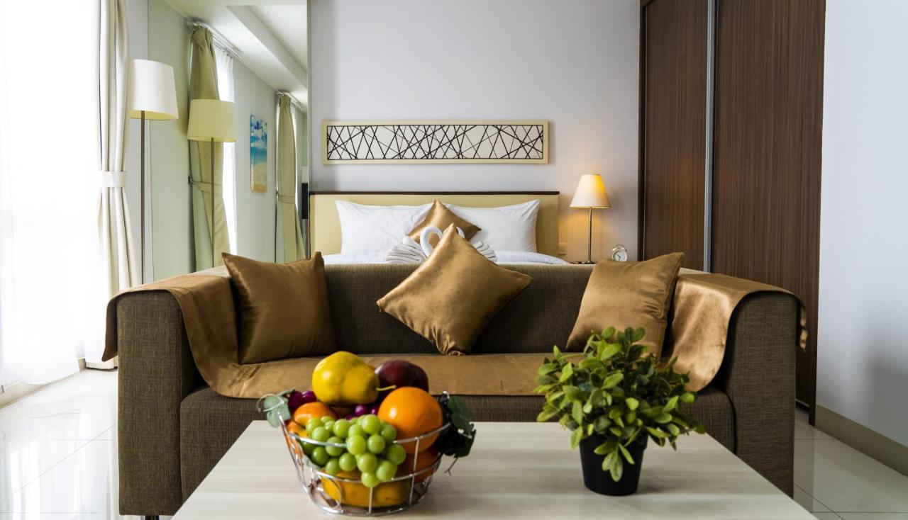 Azalea Suites Cikarang By Jayakarta Group מראה חיצוני תמונה