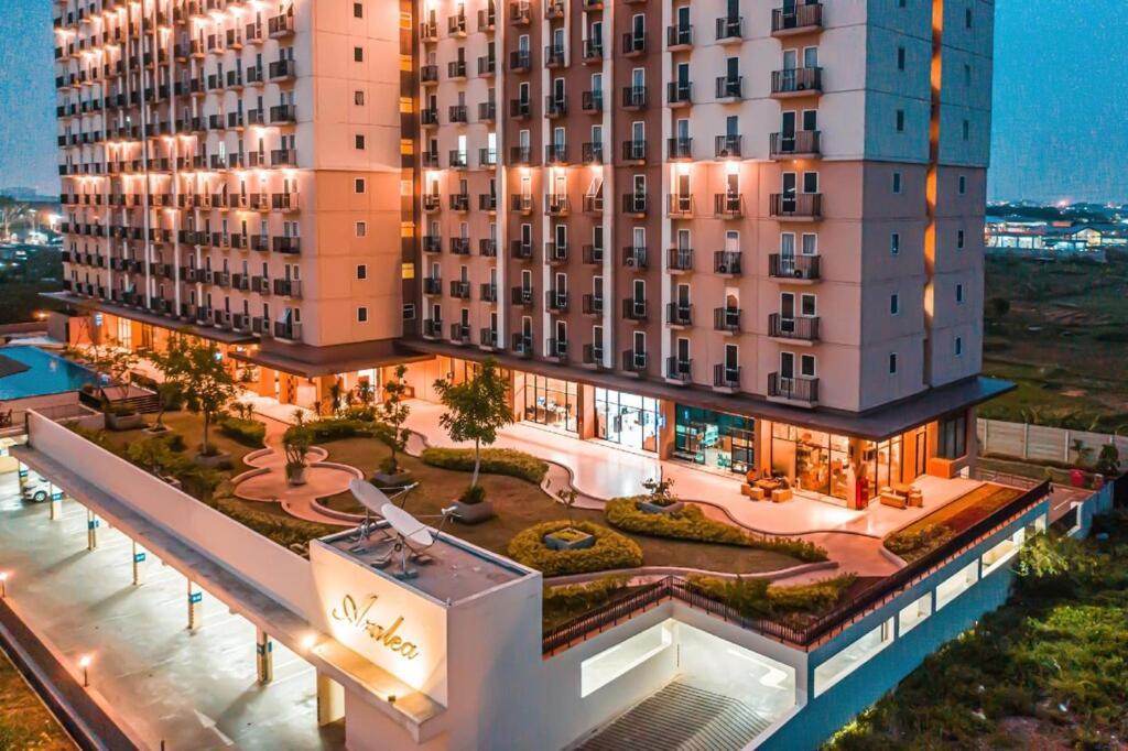 Azalea Suites Cikarang By Jayakarta Group מראה חיצוני תמונה